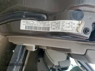 2006 Jeep Commander z VIN 1J8HH48NX6C106832, wystawiony jako Copart lot #60544515 z przebiegiem 170 404 mil mil oraz Czysty tytuł • Clean title. Historia ofert i sprzedaży dostępna na DreamBid. Obrazek 12.