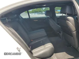 2015 BMW 7 Series 740Li z VIN WBAYE4C5XFD947323, wystawiony jako Copart lot #56962915 z przebiegiem 77 956 mil mil oraz Szkoda całkowita • Salvage title. Historia ofert i sprzedaży dostępna na DreamBid. Obrazek 10.