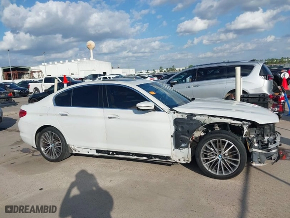 2017 BMW 5 Series 530i with VIN WBAJA5C32HG894894, listed as a IAAI auction lot 40905321 with 93,520 mi miles. Bid and sale history available at carsss.com. Image 14.