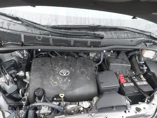 2017 Toyota Sienna SE with VIN 5TDXZ3DC1HS897574, listed as a IAAI auction lot 40998359 with 27,804 mi miles. Bid and sale history available at carsss.com. Image 10.