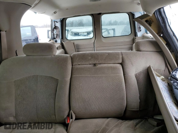 2002 Chevrolet Suburban LS with VIN 3GNEC16Z12G274483, listed as a Copart auction lot 45887675 with 252,132 mi miles and Non Repairable. Bid and sale history available at carsss.com. Image 10.