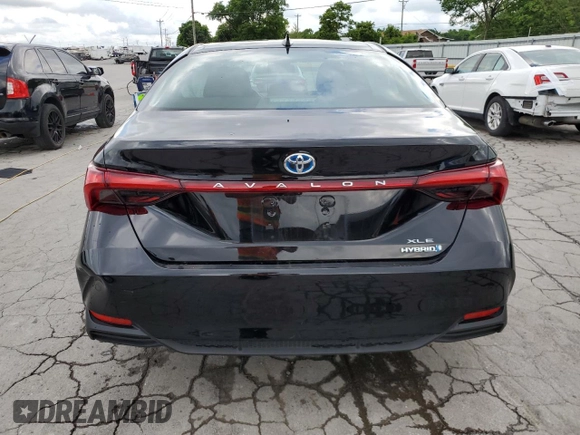 2021 Toyota Avalon Hybrid XLE z VIN 4T1AA1AB5MU002781, wystawiony jako Copart lot #56916685 z przebiegiem 26 132 mil mil oraz Szkoda całkowita • Salvage title. Historia ofert i sprzedaży dostępna na DreamBid. Obrazek 6.