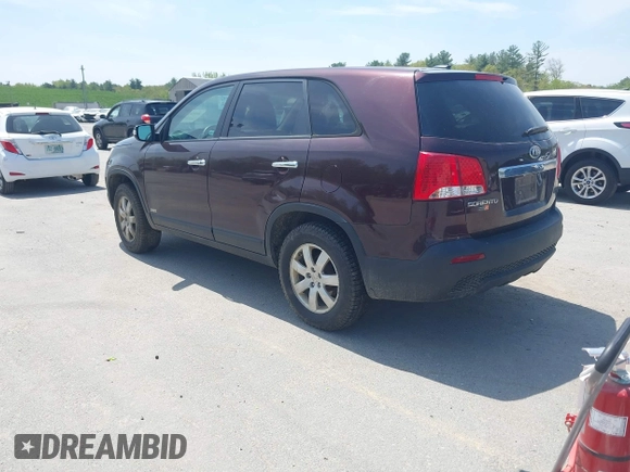 2011 Kia Sorento LX with VIN 5XYKTCA19BG008104, listed as a IAAI auction lot 42250877 with 121,288 mi miles and . Bid and sale history available at DreamBid. Image 3.