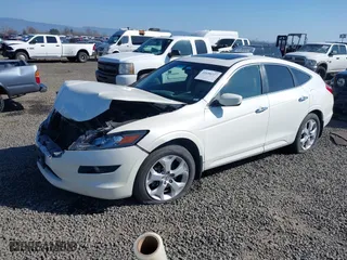 2010 Honda Accord Crosstour EX-L with VIN 5J6TF2H58AL013158, listed as a IAAI auction lot 41658227 with NaN miles. Bid and sale history available at carsss.com. Image 17.