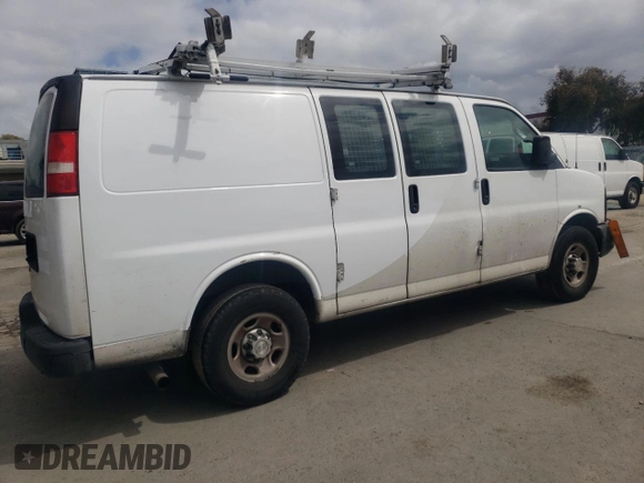 2016 Chevrolet Express Cargo with VIN 1GCWGAFF4G1197041, listed as a Copart auction lot 49993015 with 231,459 mi miles and Clean title. Bid and sale history available at DreamBid. Image 3.