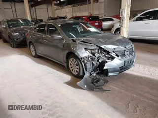 2016 Nissan Altima S z VIN 1N4AL3AP5GN343706, wystawiony jako IAAI lot #42001606 z przebiegiem 66 020 mil mil oraz . Historia ofert i sprzedaży dostępna na DreamBid. Obrazek 1.