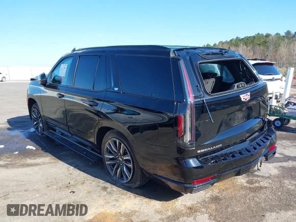 2024 Cadillac Escalade 4WD Sport Platinum z VIN 1GYS4GKL3RR339867, wystawiony jako IAAI lot #41172901 z przebiegiem Nie podano mil oraz . Historia ofert i sprzedaży dostępna na DreamBid. Obrazek 3.