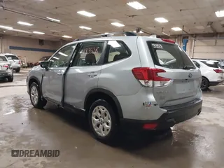 2019 Subaru Forester with VIN JF2SKACC1KH567791, listed as a IAAI auction lot 41433538 with 192,198 mi miles. Bid and sale history available at carsss.com. Image 3.