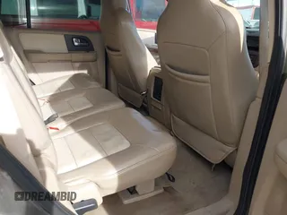 2006 Ford Expedition Eddie Bauer with VIN 1FMPU17526LA70354, listed as a IAAI auction lot 41702780 with 228,195 mi miles. Bid and sale history available at carsss.com. Image 8.