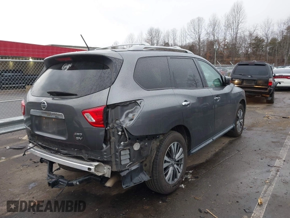 2018 Nissan Pathfinder S z VIN 5N1DR2MM5JC638871, wystawiony jako IAAI lot #41691038 z przebiegiem 96 284 mil mil oraz . Historia ofert i sprzedaży dostępna na DreamBid. Obrazek 4.