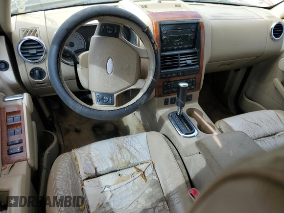 2007 Ford Explorer Eddie Bauer с VIN 1FMEU64877UB72893, выставлен на аукционе Copart как лот 49466955 с пробегом Не указан миль и Списание • Salvage title. История ставок и продаж доступна на DreamBid. Изображение 8.