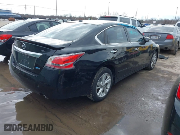 2014 Nissan Altima SL with VIN 1N4AL3AP5EN211669, listed as a IAAI auction lot 41698563 with 116,612 mi miles and . Bid and sale history available at DreamBid. Image 4.