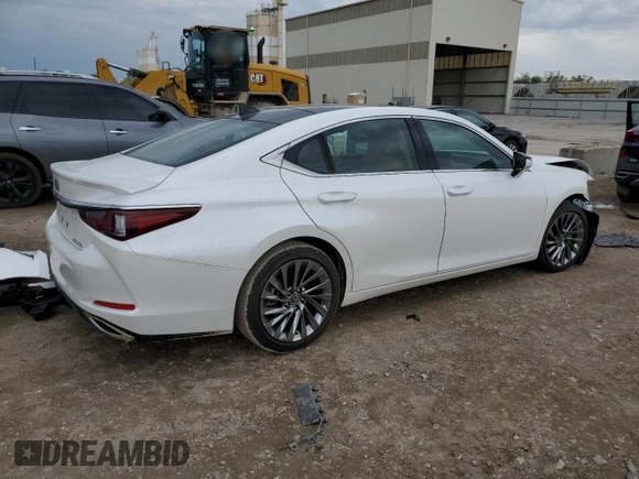 2024 Lexus ES 350 Ultra Luxury with VIN 58AFZ1B17RU179112, listed as a Copart auction lot 54231905 with 2,879 mi miles and Salvage title. Bid and sale history available at DreamBid. Image 3.
