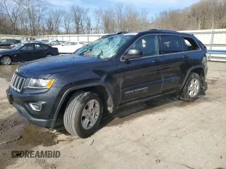 2015 Jeep Grand Cherokee Laredo with VIN 1C4RJFAG2FC790251, listed as a Copart auction lot 53562625 with 161,623 mi miles and Salvage Title. Bid and sale history available at carsss.com. Image 1.