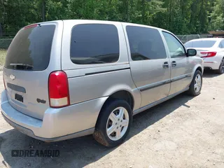 2005 Chevrolet Uplander z VIN 1GNDV03LX5D180250, wystawiony jako IAAI lot #42413366 z przebiegiem 149 361 mil mil oraz . Historia ofert i sprzedaży dostępna na DreamBid. Obrazek 4.