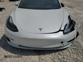 2023 Tesla Model 3 z VIN 5YJ3E1EA1PF608109, wystawiony jako Copart lot #72243744 z przebiegiem 10 165 mil mil oraz Szkoda całkowita • Salvage title. Historia ofert i sprzedaży dostępna na DreamBid. Obrazek 12.