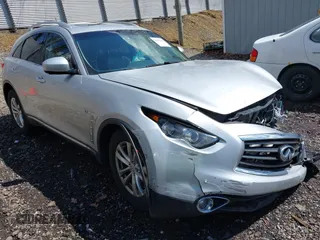 2014 Infiniti QX70 z VIN JN8CS1MW8EM410979, wystawiony jako IAAI lot #42053056 z przebiegiem Nie podano mil oraz . Historia ofert i sprzedaży dostępna na DreamBid. Obrazek 1.