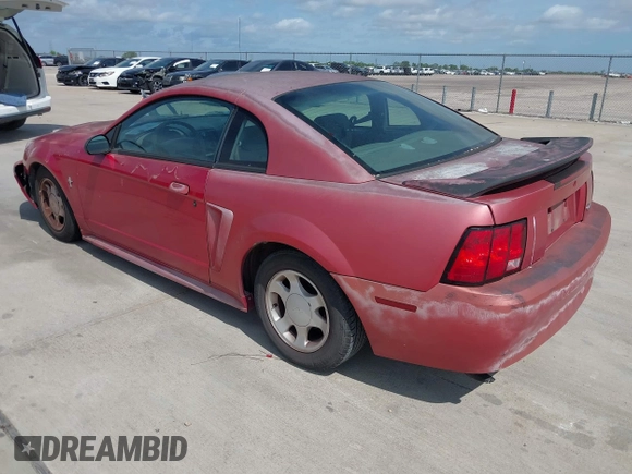 2000 Ford Mustang with VIN 1FAFP4046YF170085, listed as a IAAI auction lot 42059165 with 250,322 mi miles. Bid and sale history available at carsss.com. Image 3.