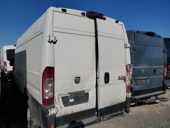 2019 Ram ProMaster Cargo Van with VIN 3C6URVJG7KE504143, listed as a Copart auction lot 45877345 with 300,689 mi miles and Salvage Title. Bid and sale history available at carsss.com. Image 2.
