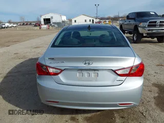 2012 Hyundai Sonata 2.4L Limited PZEV with VIN 5NPEC4AC2CH364571, listed as a IAAI auction lot 41813774 with 146,977 mi miles. Bid and sale history available at carsss.com. Image 17.
