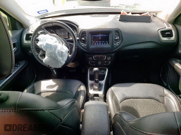 2019 Jeep Compass Latitude с VIN 3C4NJCBBXKT726442, выставлен на аукционе Copart как лот 61776265 с пробегом 63 934 миль миль и Списание • Salvage title. История ставок и продаж доступна на DreamBid. Изображение 8.