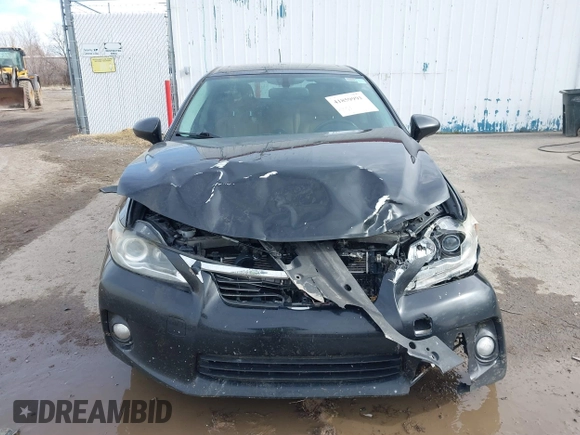 2013 Lexus CT 200h z VIN JTHKD5BH2D2131534, wystawiony jako IAAI lot #41859991 z przebiegiem 177 000 mil mil oraz . Historia ofert i sprzedaży dostępna na DreamBid. Obrazek 6.
