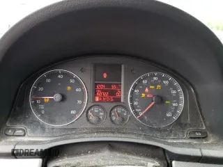 2006 Volkswagen Jetta z VIN 3VWSG81K86M798947, wystawiony jako Copart lot #57257545 z przebiegiem 160 722 mil mil oraz Szkoda całkowita • Salvage title. Historia ofert i sprzedaży dostępna na DreamBid. Obrazek 9.