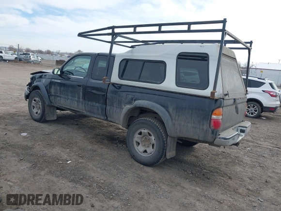 2003 Toyota Tacoma with VIN 5TEWN72N53Z176334, listed as a IAAI auction lot 41774810 with 190,543 mi miles. Bid and sale history available at carsss.com. Image 3.