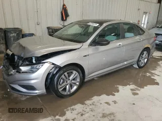 2020 Volkswagen Jetta S z VIN 3VWN57BU8LM048070, wystawiony jako Copart lot #62096225 z przebiegiem 61 916 mil mil oraz Szkoda całkowita • Salvage title. Historia ofert i sprzedaży dostępna na DreamBid. Obrazek 1.
