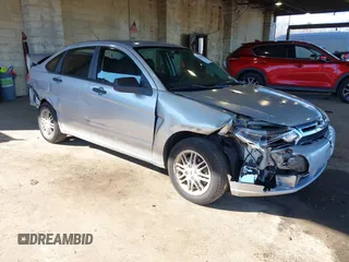 2009 Ford Focus SE z VIN 1FAHP35NX9W138763, wystawiony jako IAAI lot #41683887 z przebiegiem 187 763 mil mil oraz . Historia ofert i sprzedaży dostępna na DreamBid. Obrazek 1.