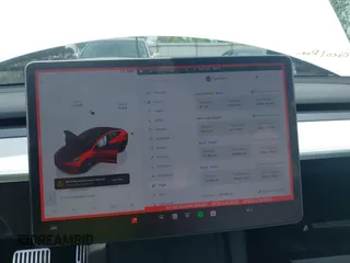 2022 Tesla Model 3 Long Range z VIN 5YJ3E1EB4NF165427, wystawiony jako IAAI lot #42290413 z przebiegiem 73 493 mil mil oraz . Historia ofert i sprzedaży dostępna na DreamBid. Obrazek 18.