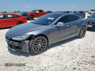 2013 Tesla Model S с VIN 5YJSA1AG1DFP08708, выставлен на аукционе Copart как лот 58403985 с пробегом 120 809 миль миль и Списание • Salvage title. История ставок и продаж доступна на DreamBid. Изображение 1.