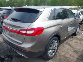 2018 Lincoln MKX Reserve with VIN 2LMPJ6LR7JBL11787, listed as a IAAI auction lot 42032661 with 27,992 mi miles. Bid and sale history available at carsss.com. Image 4.