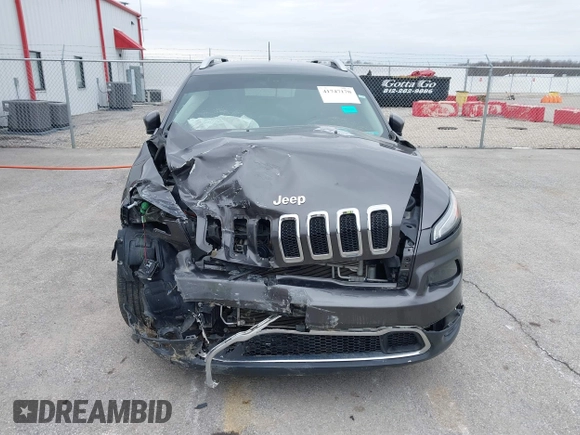 2018 Jeep Cherokee Limited with VIN 1C4PJLDB0JD565920, listed as a IAAI auction lot 41747170 with 121,604 mi miles and . Bid and sale history available at DreamBid. Image 13.