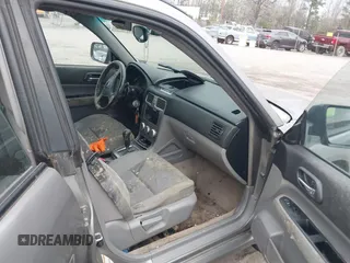 2006 Subaru Forester 2.5 X w/Premium Pkg with VIN JF1SG656X6H705960, listed as a IAAI auction lot 41872470 with 228,095 mi miles. Bid and sale history available at carsss.com. Image 5.