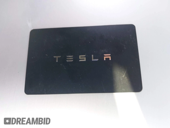 2025 Tesla Model 3 Long Range with VIN 5YJ3E1EA0SF932385, listed as a IAAI auction lot 41772613 with 1,683 mi miles and . Bid and sale history available at carsss.com. Image 11.
