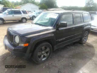 2014 Jeep Patriot High Altitude с VIN 1C4NJPFA3ED681685, выставлен на аукционе IAAI как лот 42538985 с пробегом 154 745 миль миль и . История ставок и продаж доступна на DreamBid. Изображение 2.
