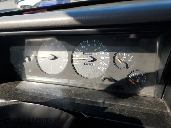 1994 Jeep Grand Cherokee Laredo with VIN 1J4GZ58S8RC254097, listed as a Copart auction lot 47379645 with 240,739 mi miles and Salvage Title. Bid and sale history available at carsss.com. Image 9.