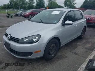 2014 Volkswagen Golf с VIN WVWDB7AJ0EW009796, выставлен на аукционе IAAI как лот 42467183 с пробегом 159 076 миль миль и . История ставок и продаж доступна на DreamBid. Изображение 2.