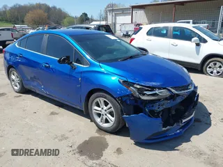 2017 Chevrolet Cruze LT with VIN 1G1BE5SM1H7109697, listed as a IAAI auction lot 42041805 with 152,953 mi miles and . Bid and sale history available at DreamBid. Image 1.