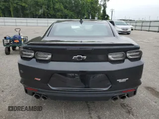 2022 Chevrolet Camaro 2LT with VIN 1G1FD1RS3N0110758, listed as a Copart auction lot 62610603 with 8,748 mi miles. Bid and sale history available at carsss.com. Image 6.