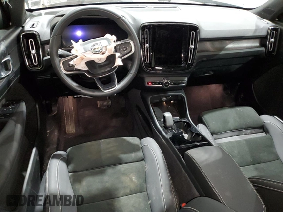 2023 Volvo C40 Plus с VIN YV4ED3GLXP2049195, выставлен на аукционе Copart как лот 53802765 с пробегом 17 820 миль миль и Списание • Salvage title. История ставок и продаж доступна на DreamBid. Изображение 8.
