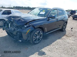 2021 BMW X5 sDrive40i with VIN 5UXCR4C01M9G07906, listed as a IAAI auction lot 41847036 with 16,307 mi miles. Bid and sale history available at carsss.com. Image 18.