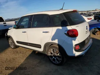 2014 FIAT 500L Trekking with VIN ZFBCFADH3EZ003868, listed as a Copart auction lot 88473055 with 102,132 mi miles and Salvage Title. Bid and sale history available at DreamBid. Image 2.
