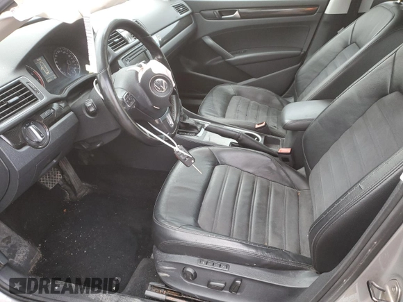 2013 Volkswagen Passat SEL Premium with VIN 1VWCH7A36DC118918, listed as a Copart auction lot 48909425 with 239,213 mi miles and Salvage Title. Bid and sale history available at carsss.com. Image 7.