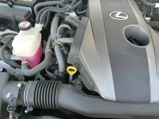 2019 Lexus IS 300 z VIN JTHBA1D23K5087758, wystawiony jako Copart lot #80085545 z przebiegiem 56 970 mil mil oraz Szkoda całkowita • Salvage title. Historia ofert i sprzedaży dostępna na DreamBid. Obrazek 15.