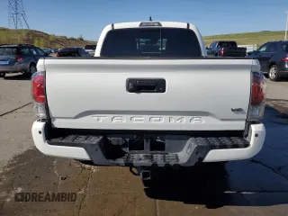 2023 Toyota Tacoma SR z VIN 3TMCZ5AN5PM647530, wystawiony jako Copart lot #54549125 z przebiegiem 8 992 mil mil oraz Szkoda całkowita • Salvage title. Historia ofert i sprzedaży dostępna na DreamBid. Obrazek 6.