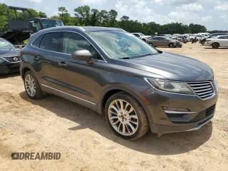 2017 Lincoln MKC Reserve with VIN 5LMCJ3C96HUL27604, listed as a Copart auction lot 58562805 with 90,279 mi miles and Salvage title. Bid and sale history available at DreamBid. Image 4.