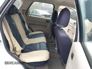 2009 Ford Escape XLS with VIN 1FMCU927X9KC79986, listed as a IAAI auction lot 41936917 with 208,816 mi miles and . Bid and sale history available at DreamBid. Image 8.