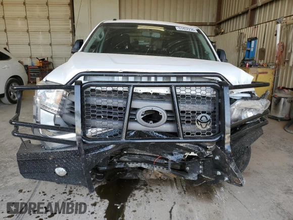 2016 Toyota Tundra 4WD Truck SR5 with VIN 5TFDW5F14GX529126, listed as a Copart auction lot 51452235 with 215,618 mi miles and Salvage Title. Bid and sale history available at carsss.com. Image 5.